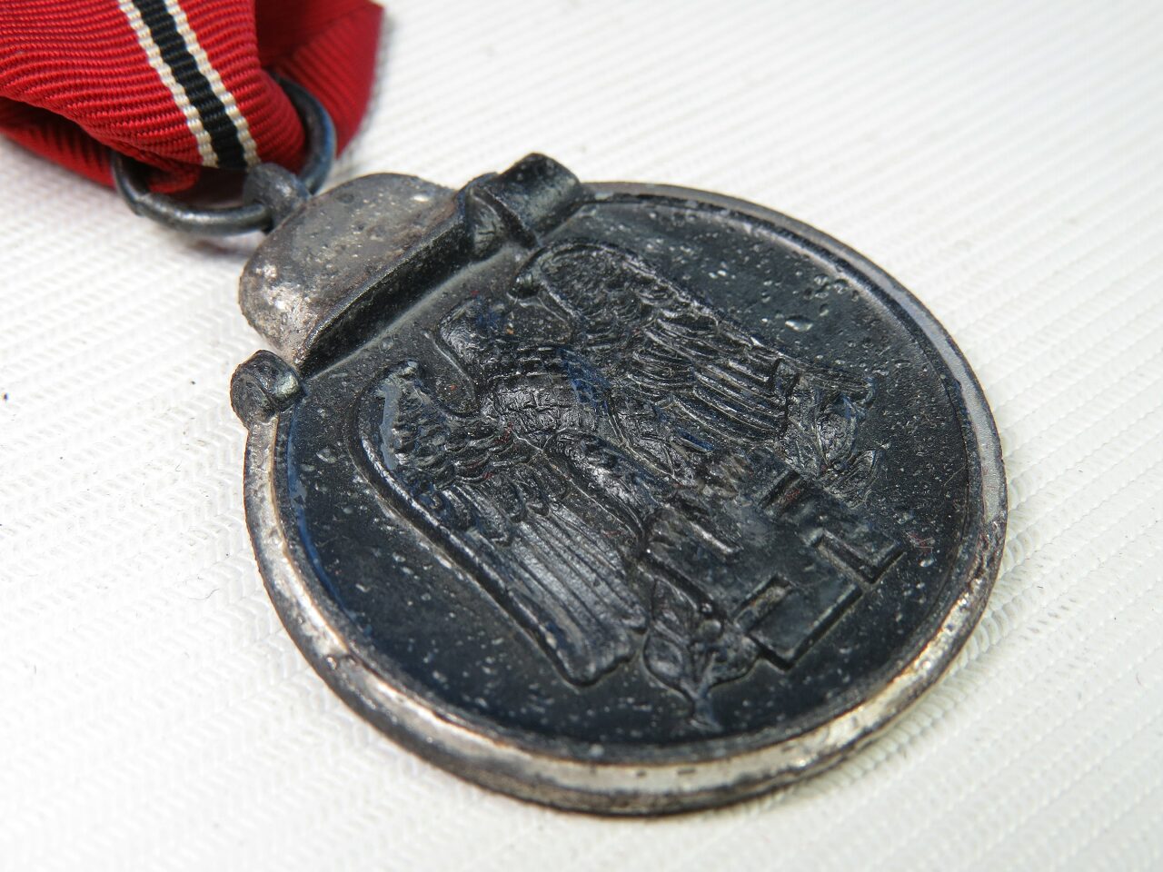 Ostfront medal for winter compagnie 1941-45, marked 