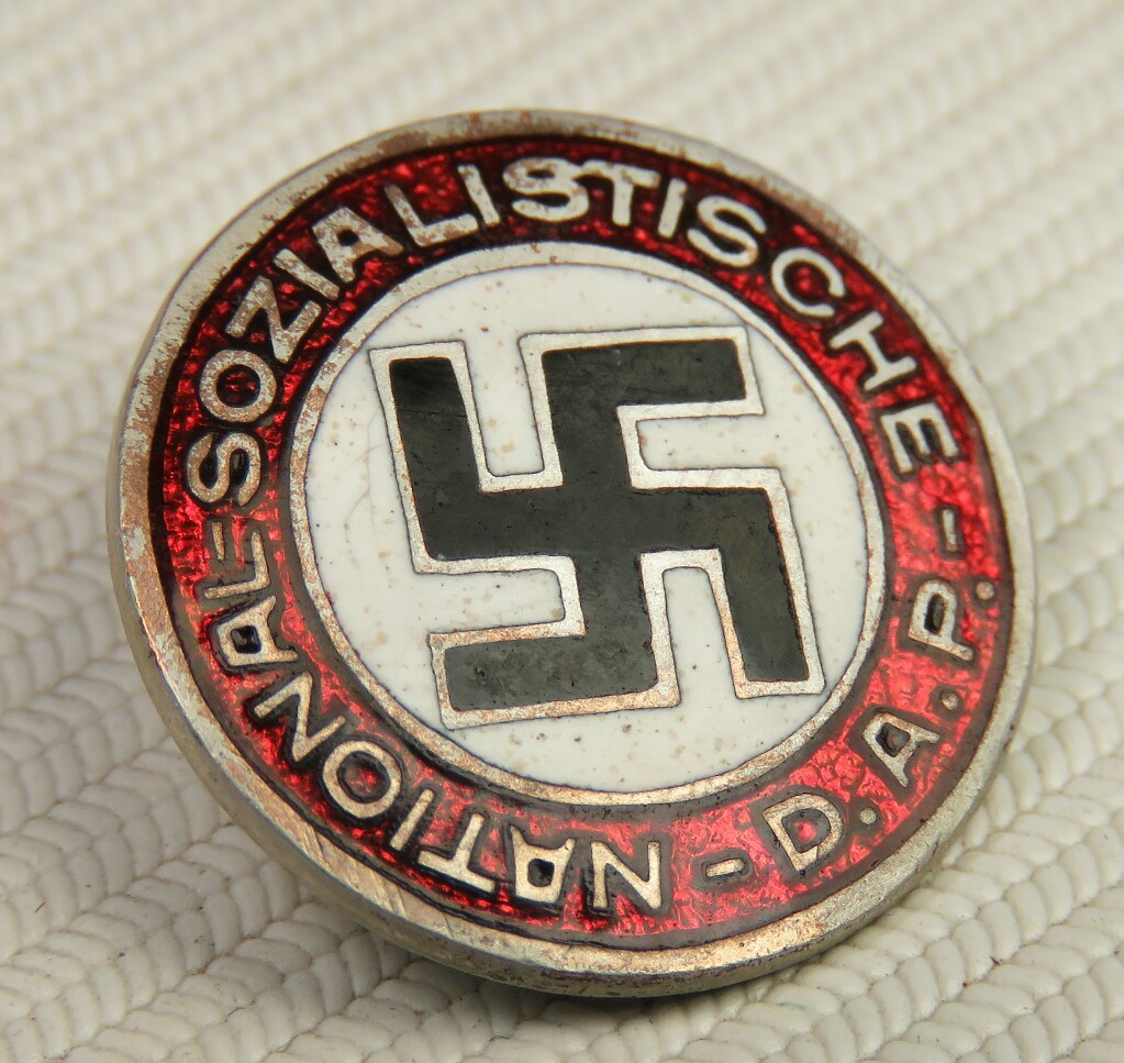 NSDAP member pin. 18 mm, early GES.GESCH marked