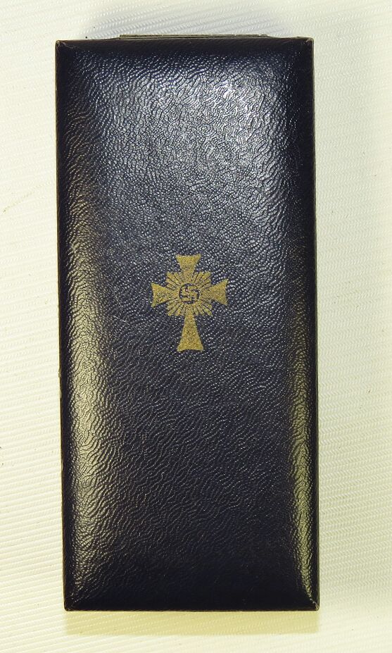 The Cross of Honour of the German Mother. 3rd Reich Mother Cross. Gold ...