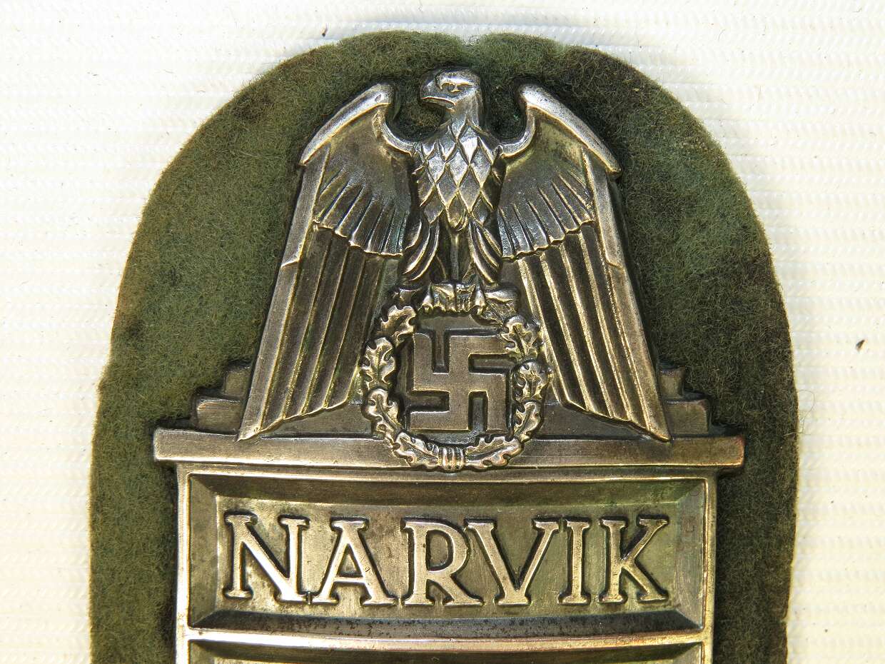 Narvik shield 1940, Cupal- War & Qualification Badges