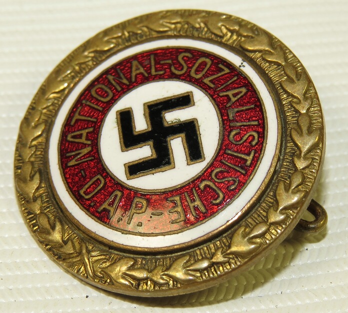 NSDAP Golden party badge 24 mm by Jos.FUESS small version- NSDAP, non ...