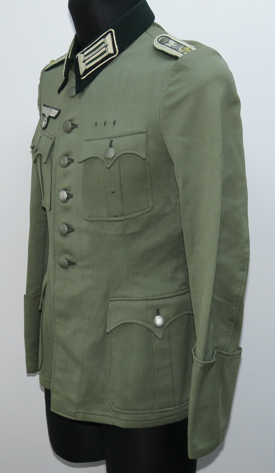 The tunic of an official of the Wehrmacht military administration