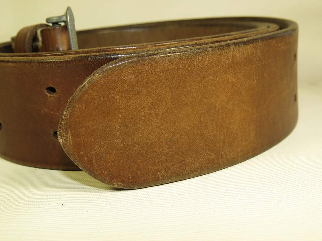 3rd Reich brown leather belt. Officers- Belts & Buckles