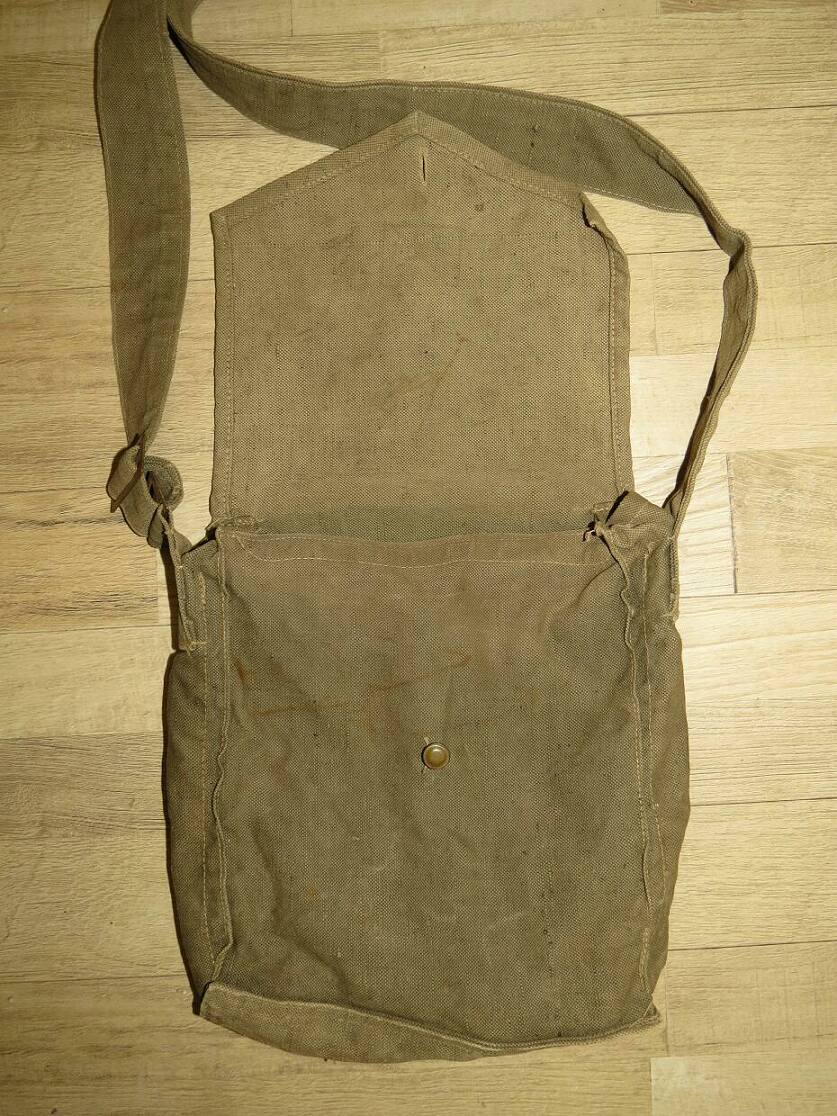Yugoslavian Cold War Era M59 Gas Mask Carrier Bag / Green Grey / Issued