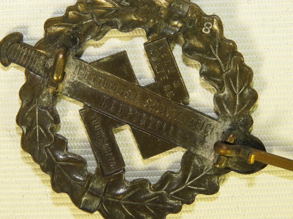 SA Sportabzeichen, Bronze, numbered. by Berg und non-Combat Nolte- NSDAP