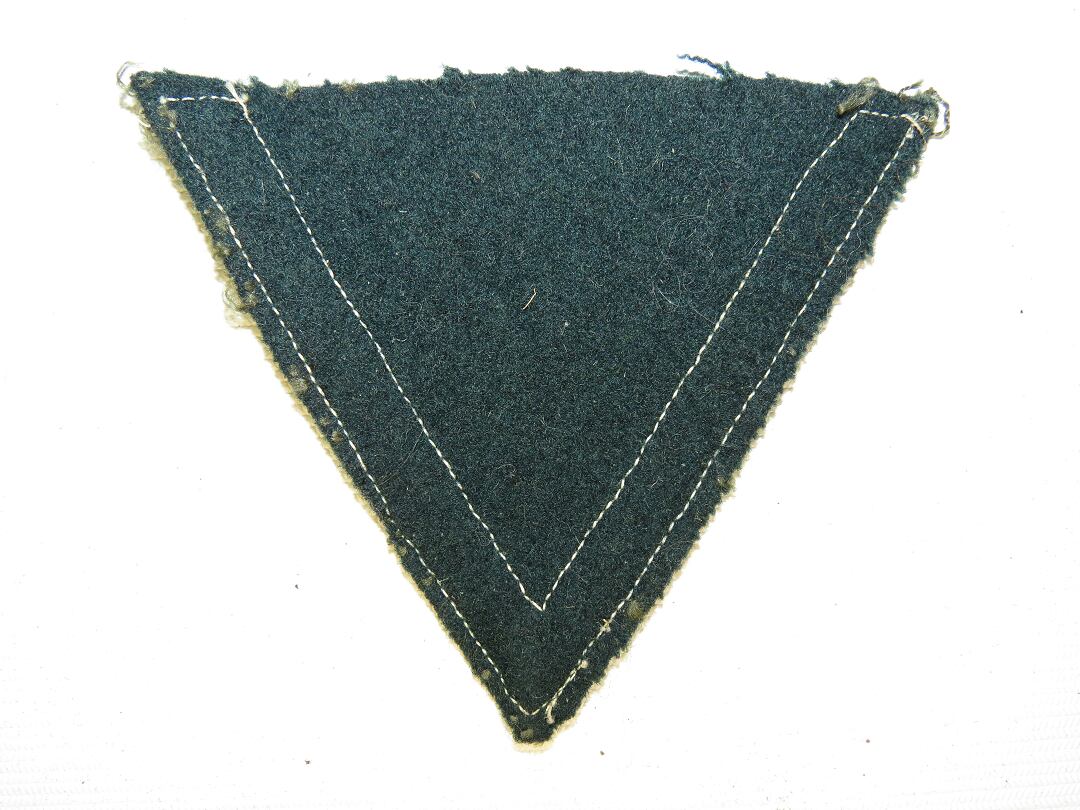 Early salty Gefreiter rank chevron with brass tresse- Heer