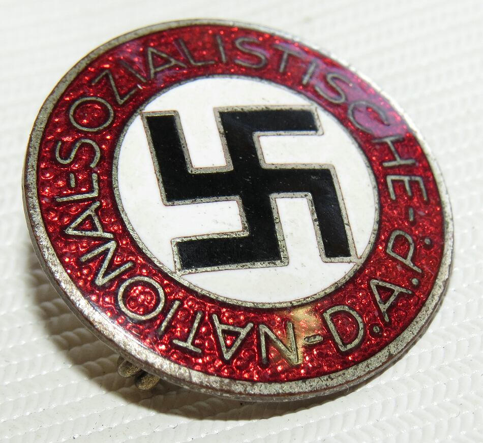 NSDAP member badge marked M1/105 RZM - Hermann Aurich- NSDAP, non-Combat