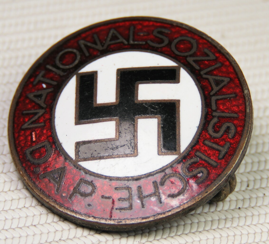 M1/148 RZM NSDAP Member badge