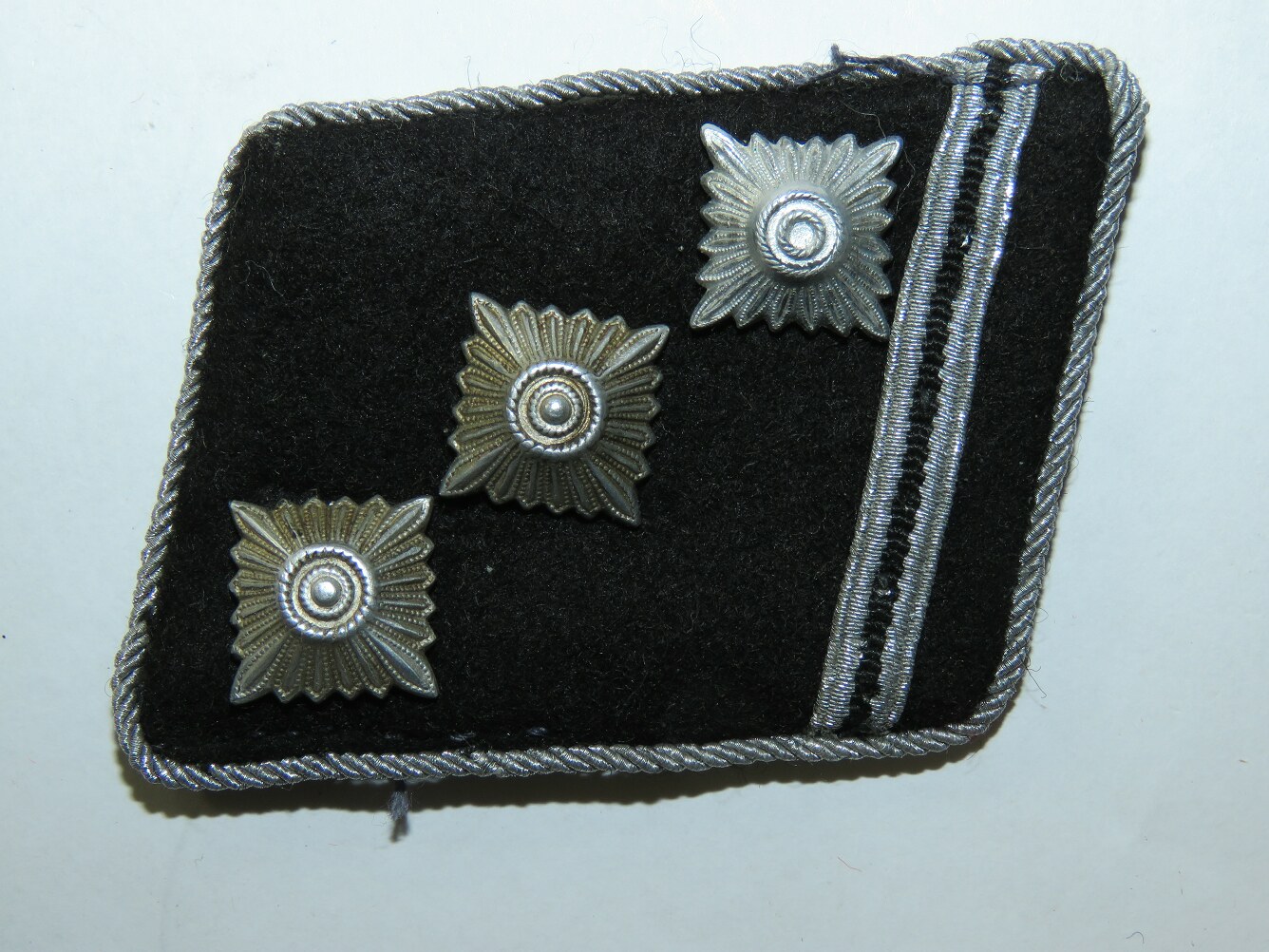 Waffen-SS commander with the rank of SS-Obersturmführer collar tabs