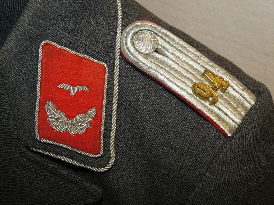 Luftwaffe Flakartillerie Tuchrock for lieutenant in Leichte Flak ...