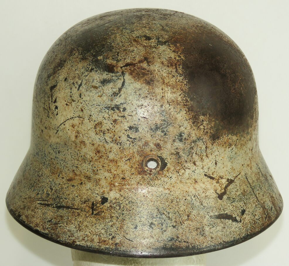 Wehrmacht steel helmet M40 in winter camouflage ET 62