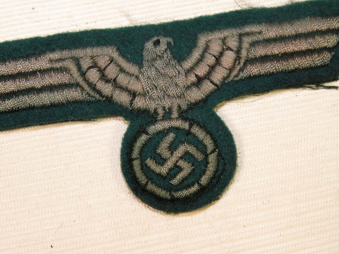 Heer Breast Eagle Officer's Summer Tunic I WW2 German Insignia