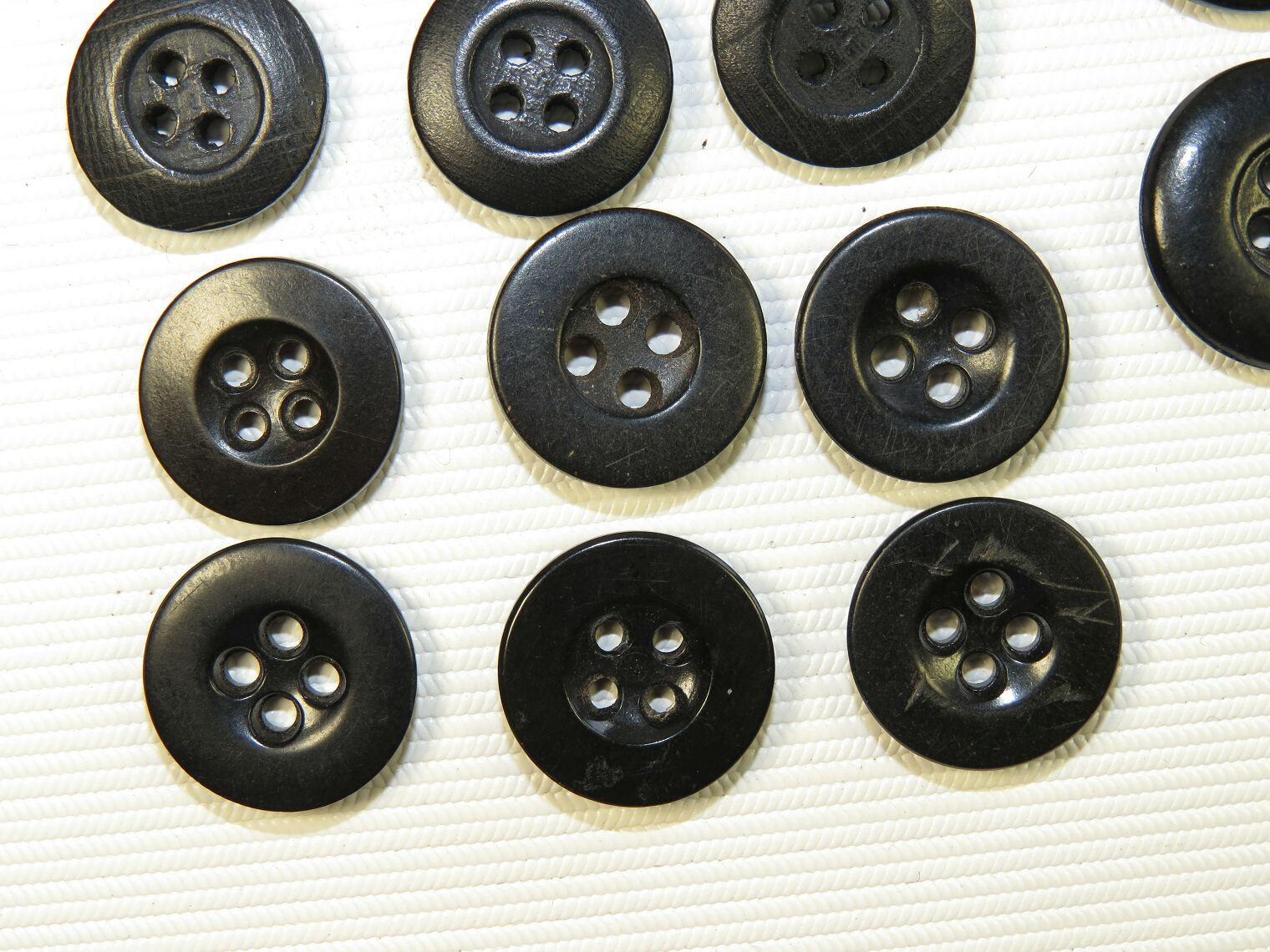 Set of buttons for selfpropelled gun or tank tunic.- Buttons & Accessories