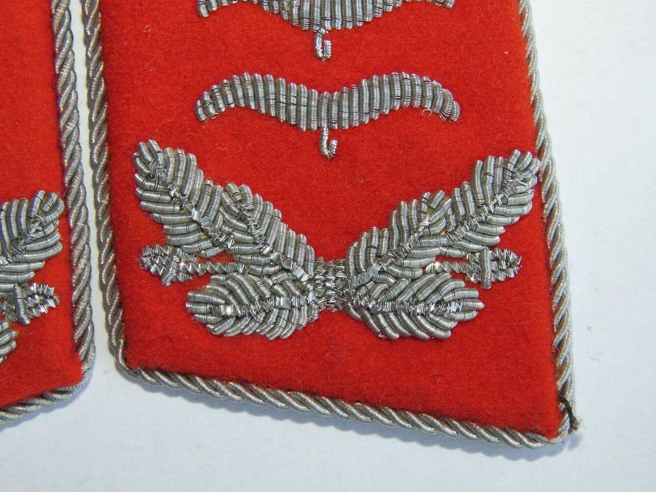 Flak Oberleutnant collar tabs